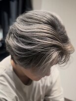 コスモス 町田(COSMOS)&nbsp;ホワイトシルバーメンズバレイヤージュ