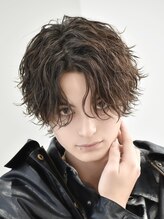 アビールブレ 新潟万代(ABEY LEVRAI) ウェーブパーマ　新潟メンズパーマ　センターパートパーマ