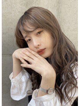 ナチュラルブラウン