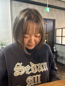 ハイトーンベージュ/ミニボブ