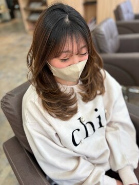 ボーイミーツガール(boy meets girl) フワッとたっぷりレイヤーカット