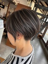 リドル ヘアー 駒生店(Riddle HAIR)&nbsp;刈り上げ×ハイライトショートボブ