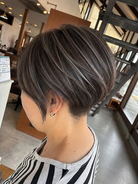 リドル ヘアー 駒生店(Riddle HAIR) 刈り上げ×ハイライトショートボブ