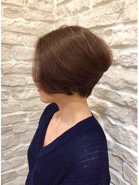 ゾンネ(ZONNE) 【ZONNE】艶髪大人クールボブ