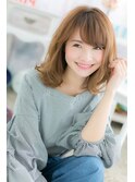 くびれカールで女子力UP！ラフふわミディ