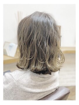 ルーム(Luum) ロブ　x　オリーブ　x　波ウェーブ