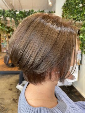 ナンバー ブラオ 名古屋栄(N° blao) 大人かわいいくびれミディーラベンダーインナーカラー