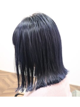 ウィスカーヘアー(whisker hair) ワンレングス