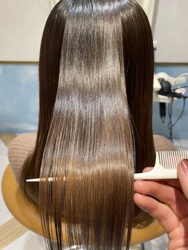 ロンド ストラーダ 心斎橋(Lond strada) ★酸熱トリートメントで愛されるうる艶髪★