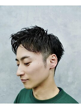 クロムトウキョウ ザ バーバー ネオン 新宿店(CHROM TOKYO the Barber ne/on) ツイストパーマ/アップバング/ジェットモヒカン