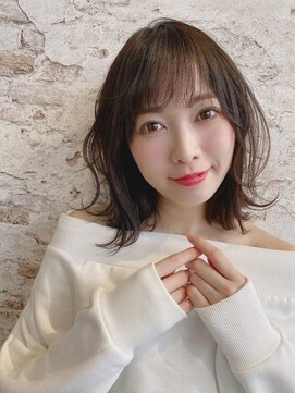 リープアルケー ヘアアンドヘッドスパ 錦糸町北口店(leap arche Hair&head spa) 大人かわいい/レイヤーロング/グレーベージュ/前髪パーマ/錦糸町