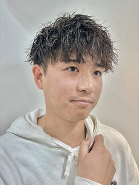 ロミーオム 本厚木(ROMMY. Homme) 刈り上げツイストスパイラルパーマ無造作マッシュメンズヘア