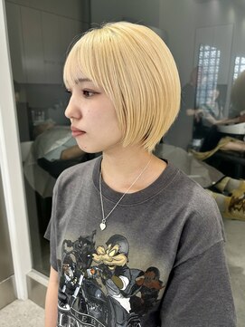 イリ(iLi) 【iLi×REN】抜きっぱなしブロンド/ショートボブ