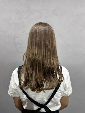 リラン 大宮(Lilan) カール/セミディ/シアーカラー/姫カット