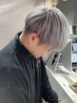 シェリ ヘアデザイン(CHERIE hair design) ホワイトシルバー【sheer color】