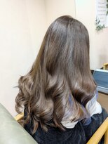 レアナ バイ ニーナ(Leana by NINA)&nbsp;プルエクステでロングヘア