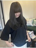 オリーブグレージュ