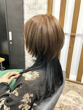 ベルポ(Bellpo) ウルフスタイル/デザインカラー/髪質改善