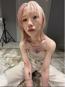 ペレ 梅田(PELE) 黒髪カタログ/クラゲヘアー/オリーブグレー/梅田