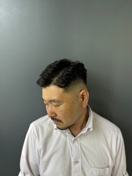 ダンヒルバーバー(dunhill BARBER) スキンフェード<理容室>[メンズ/シェービング/床屋/銀座]