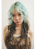 シラフ(SHIRAF)&nbsp;ペールグリーン/ウルフ/レイヤー/ケアブリーチ/ハッシュカット