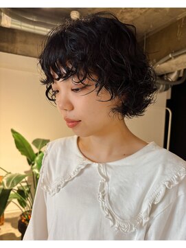 マーケット(MARKET) 外国人風くせ毛パーマ×黒髪ミニボブ◇エッジィショートパーマ