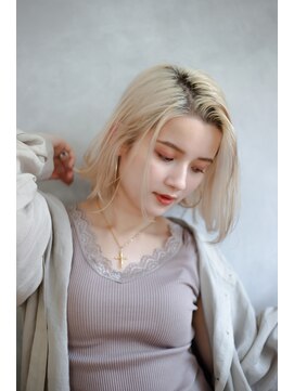 美容室ブロッサム ふじみ野店(Blossom) 黒髪×シースルーバング×ストレート