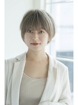 ガーデン タチカワ(garden tachikawa)&nbsp;大人可愛いマッシュショート×透明感クリアベージュカラー