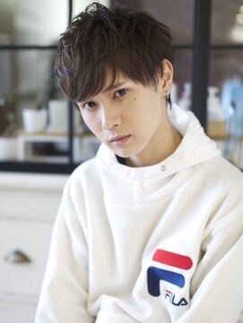 ミラリー トウキョウ(Mirareee Tokyo) ツーブロック束感ショート360°完璧シルエット