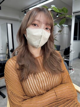 オグジュアリー 表参道(aux.) ベアーベージュ×ゆるふわレイヤー