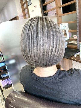 ヘアークリアー 獨協大学前店 ハイトーン★バレイヤージュ