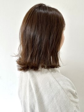 フォーク FOLK 【FOLK】透明感グレージュ☆似合わせ外ハネミディアムボブ♪