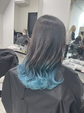 アライブ キチジョウジ(ALIVE Kichijoji) ペールブルーグラデーションカラー