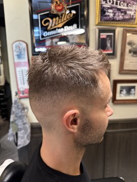 バレス 田町(BALES) フェザーアップ