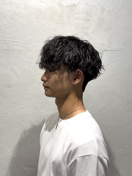 ガオプロデュースバイレボ(gao produced by revo) 波巻きパーマ/メンズパーマ/メンズカット/アッシュカラー