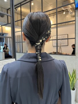 フェリア 渋谷(Feria) 【Feria】 ローポニーアレンジ  福田沙也加