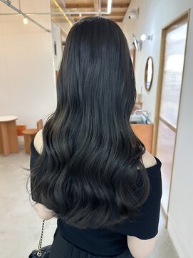 オー(OOO) 王道オリーブグレージュ