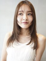 セミロング/レイヤーカット/顔まわりレイヤー