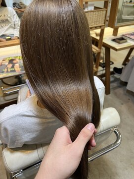 ヘアデザイン ジル(Jill) ブラウンベージュ