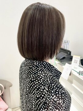 バブ バイネオリーブ(Bab by neolive) イメチェン美髪外ハネボブハイライト切りっぱなしボブ