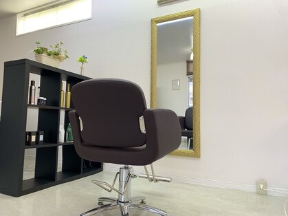 リノアヘア バイ シラハタ(LINORE HAIR by SHIRAHATA)の写真