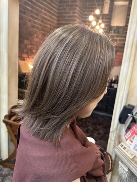 カラット(Carat+) 【ブリーチあり】大人レイヤー×白髪ぼかしカラー30代/40代/50代