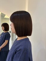 ボブスタイル／縮毛矯正_ミニウルフチェリーブラウンホワイト