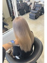 クオン 伊勢崎(QUON.) ホワイトベージュ