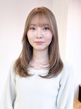 アルバム 池袋(ALBUM) ロングおくれ毛顔周りレイヤー韓国ヘア_F20523