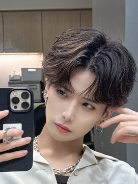 アイトーキョーリタ 渋谷(AI TOKYO Rita) 女子ウケ抜群！毛流れコンマヘア