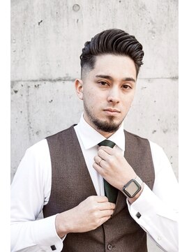 アストラ(ASTRA) 札幌大通駅/MEN'S/メンズカット/メンズパーマ/フェードカット