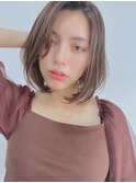 小顔に見えるナチュラルツヤボブ