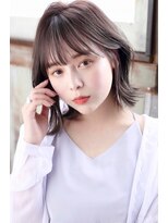 グランアージュ 池袋東口店(grandage)&nbsp;耳掛けスモーキーグレージュイヤリングカラーくびれボブ池袋