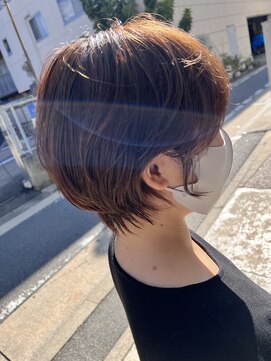 ドア(doa) 髪質をいかしたショート